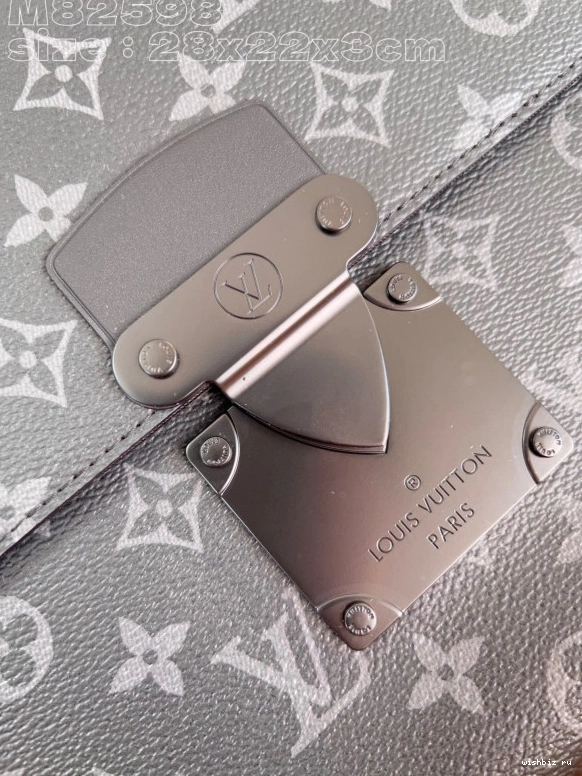 WIS S-LOCK VUITTON LOUIS POCHETTE 0227